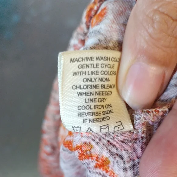 Elegant Orange Patterned Maxi Dress - Picture 10 of 12